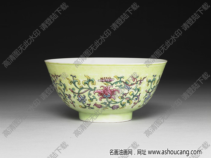 清乾隆 六年磁胎畫(huà)琺瑯綠地錦上添花碗 高清大圖下載